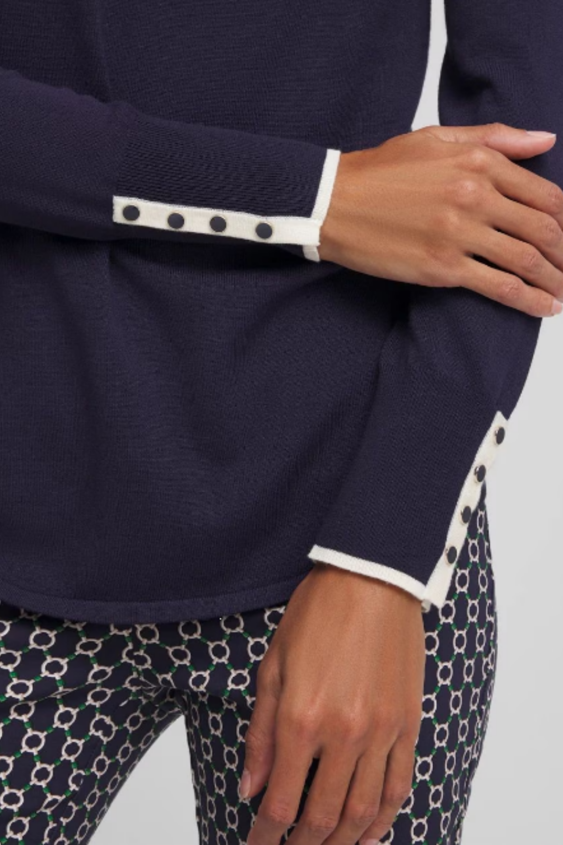 V-neck Pullover