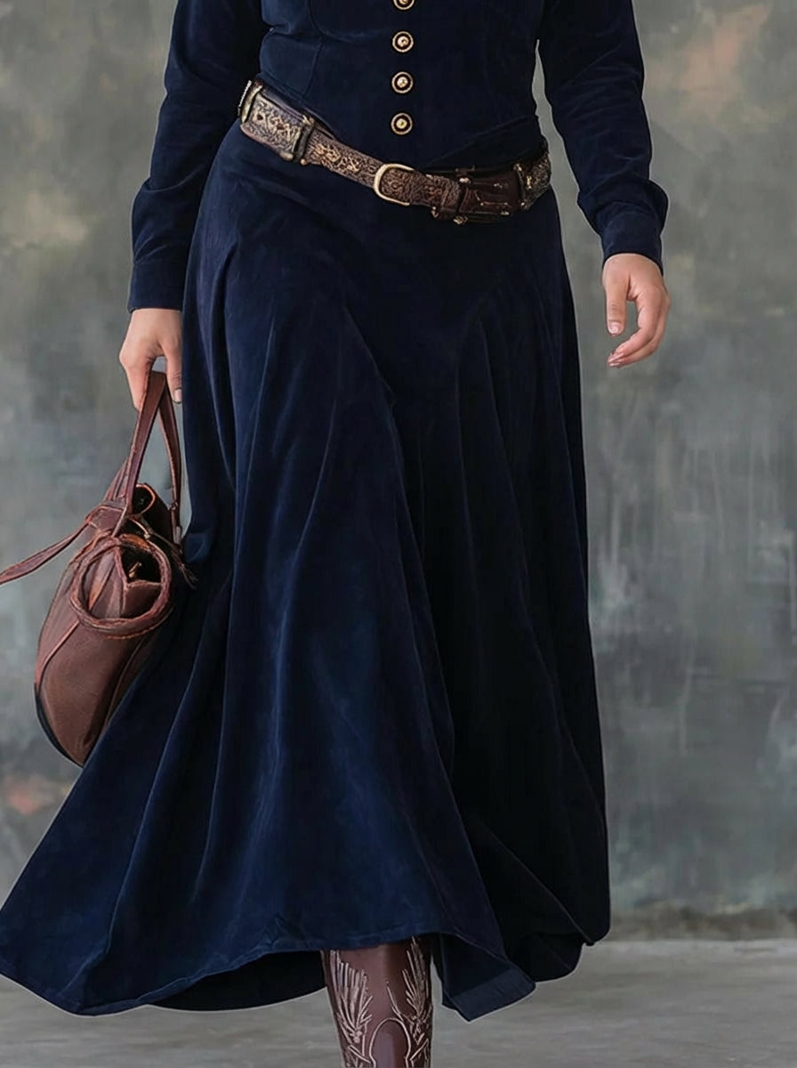 Milana | Long Suede Dress with Slit - Plus size model