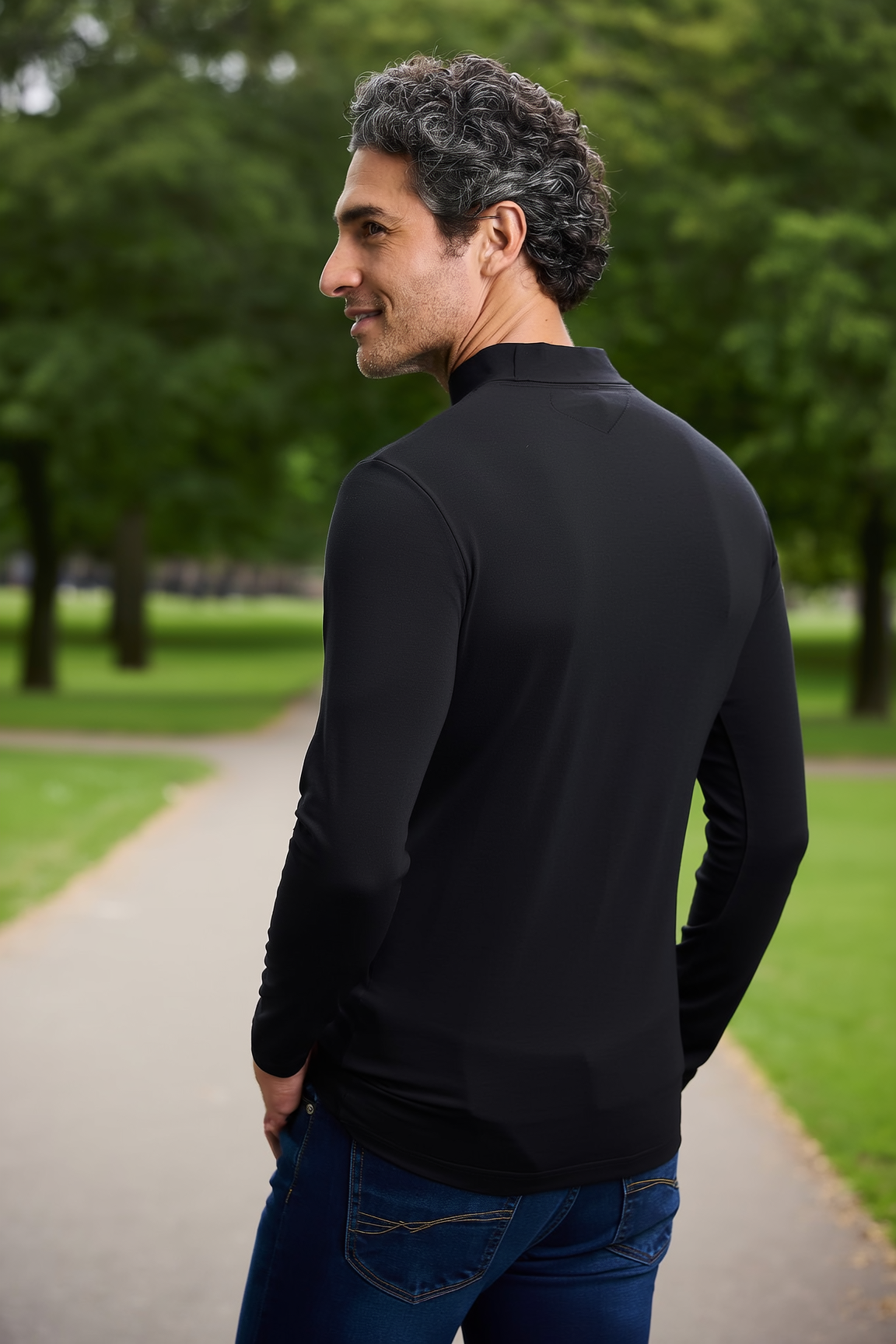 Slim-fit Turtleneck Baselayer Shirt